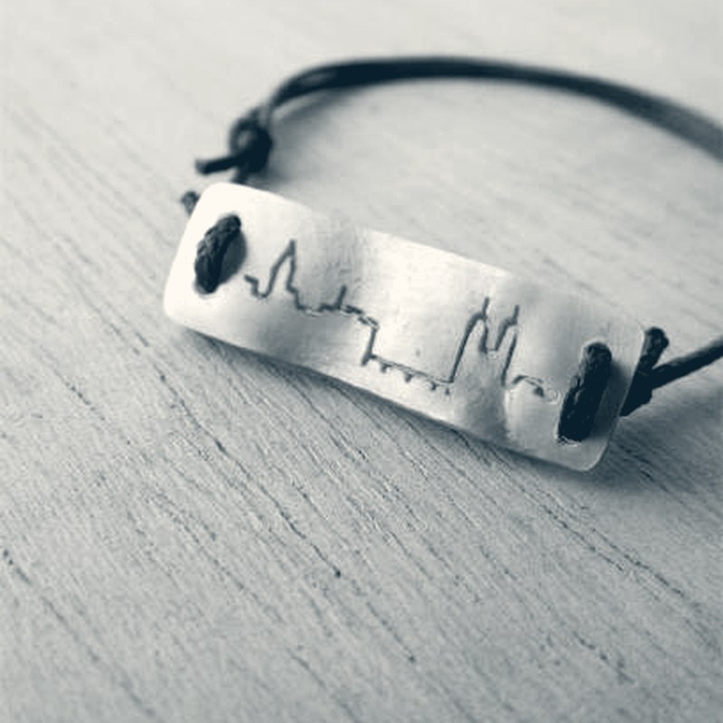 Skyline de Zürich custom mother-of-pearl bracelet